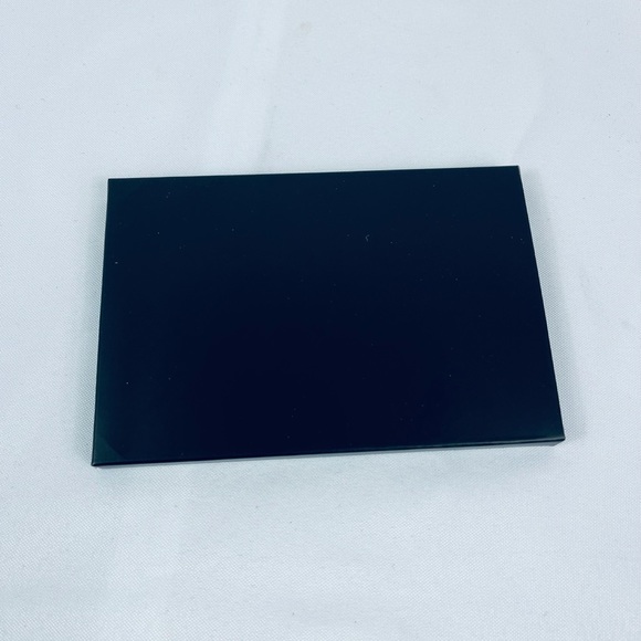 Brand New Contour Makeup Pallette- Sku 166 - Picture 6 of 6